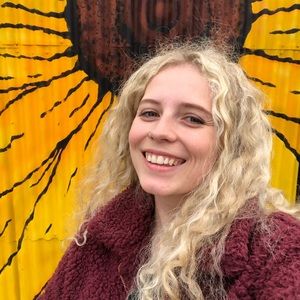 Meet your Posher, Emma